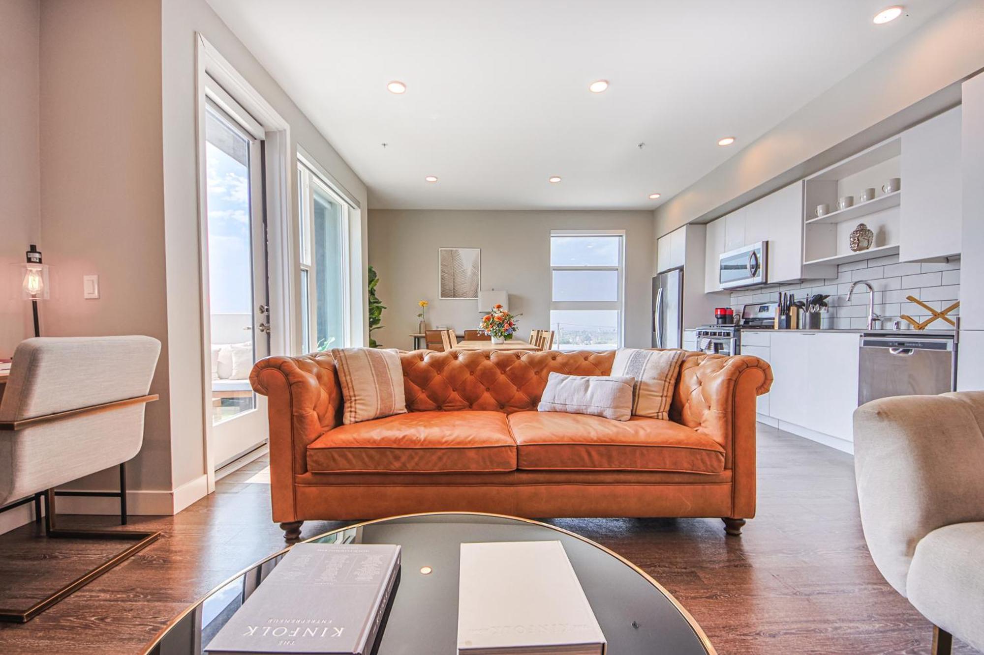 Appartement Spacious 3bd 3ba With Iconic Hollywood Sign Views From Balcony & Roofdeck!
